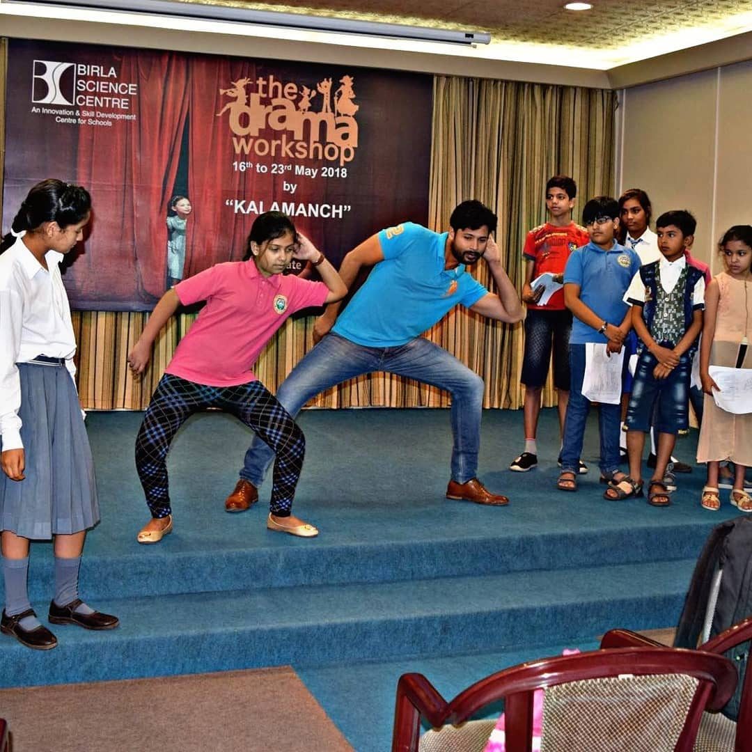A moment from a KalaManch production